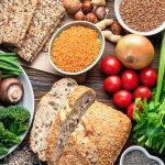 7 raisons de manger des fibres : Bienfaits, liste d’aliments et recettes