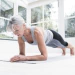 Les 15 meilleurs exercices abdos après 50 ans (femme et homme)