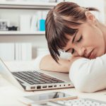 Fatigue : 9 causes, 12 symptômes + 6 conseils efficaces
